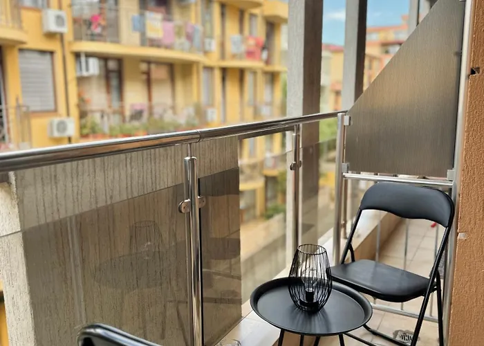 студия Sea Breeze