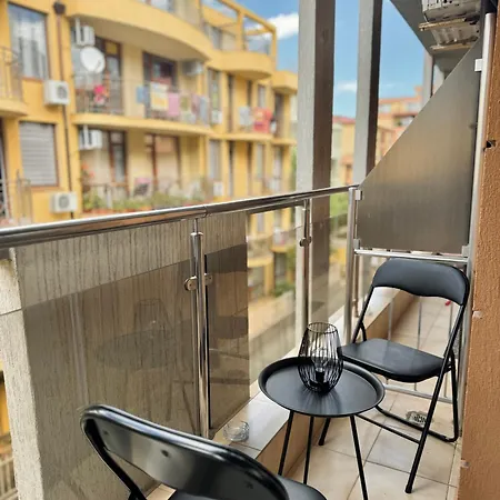 студия Sea Breeze